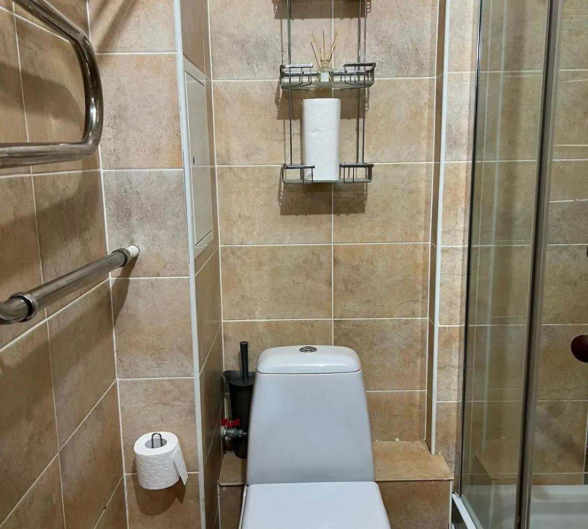 Квартира На Ауэзова-Мынбаева Рядом Со Станцией Метро, От 2Х Ночей Almaty Apartment